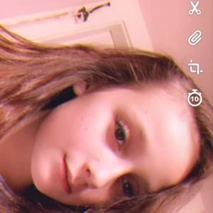 Meet your Posher, Kayla